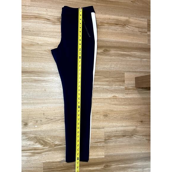 J. Mclaughlin Navy Larkin Ponte Pull On Skinny Pants with White Stripe Size 10 - Picture 4 of 7